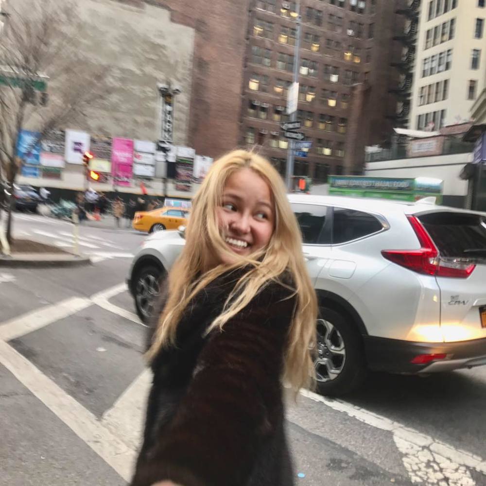 Meet your Posher, Vi